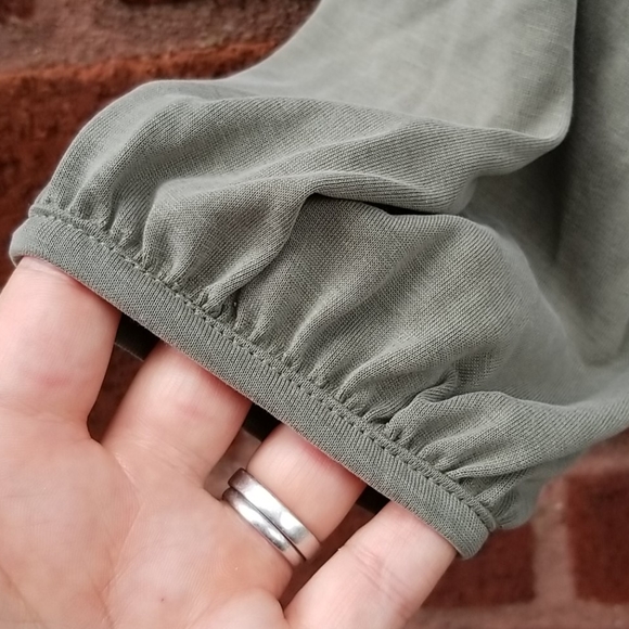 Green Envelope Sz L EUC Tie Front Top - Picture 3 of 6